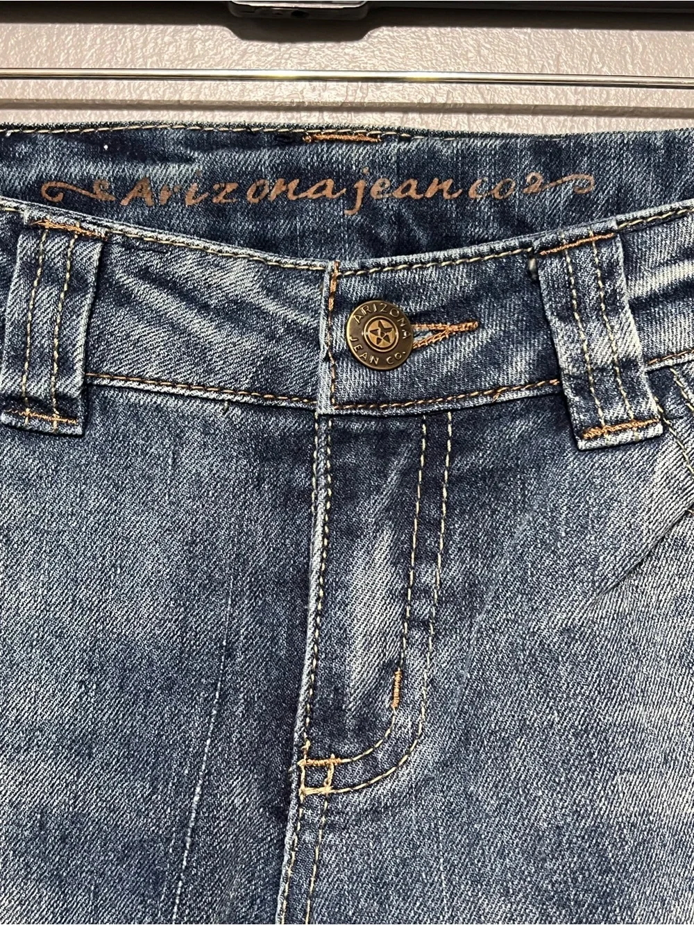 Arizona Jean Company nwt features